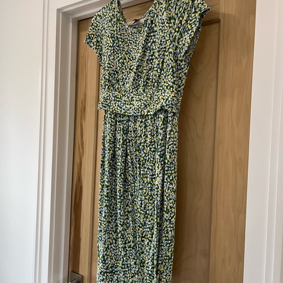 Seraphine Dresses & Skirts - Seraphine maternity and nursing floral Women's Dress